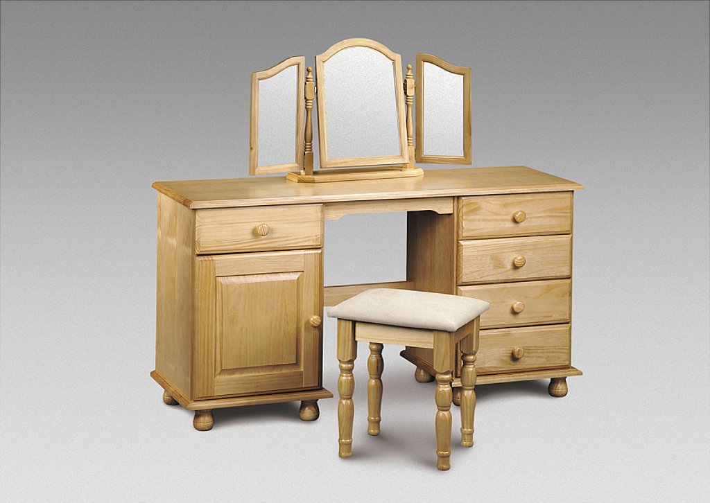 Julian Bowen - Pickwick Twin Pedestal Dressing Table Julian Bowen - Pickwick Twin Pedestal Dressing Table