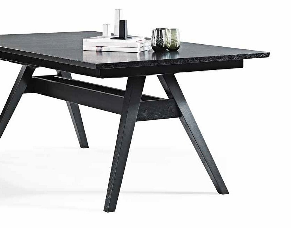 Skovby SM11 Dining Table