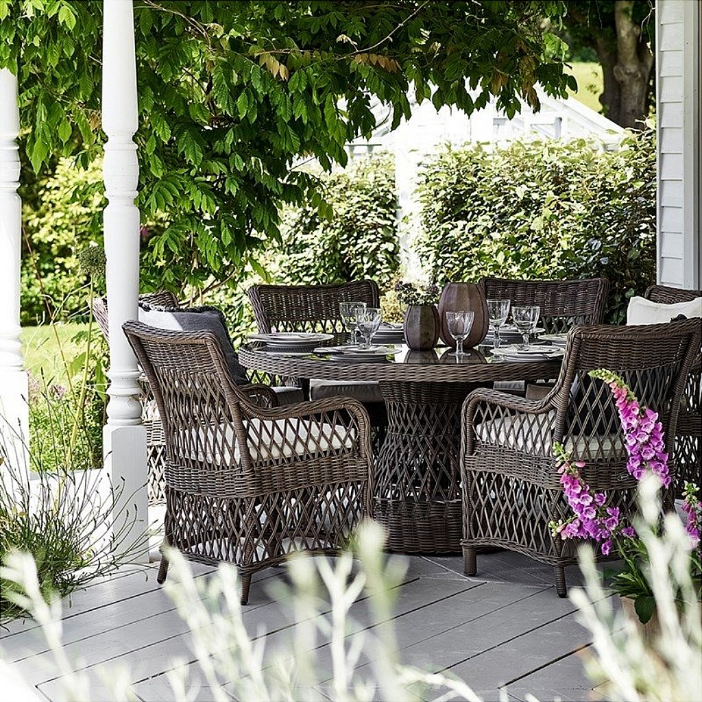 Neptune Harrington Garden Dining Set - Round Table
