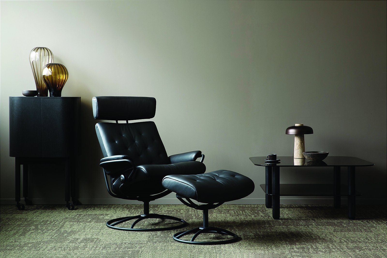 Metro swivel outlet glider recliner