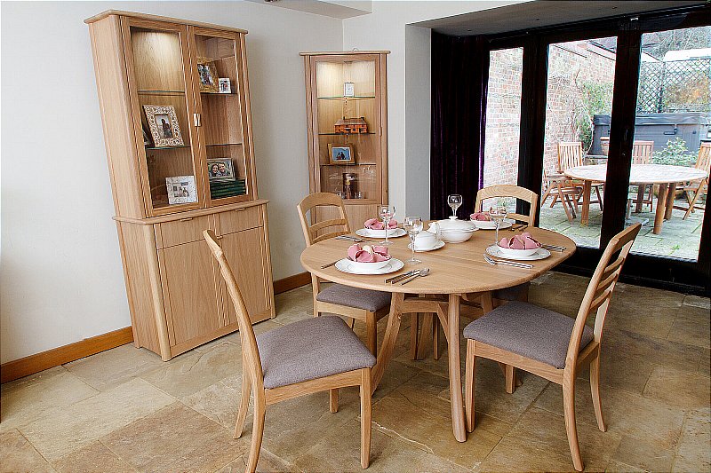 Andrena - Albury Circular Extending Dining Table